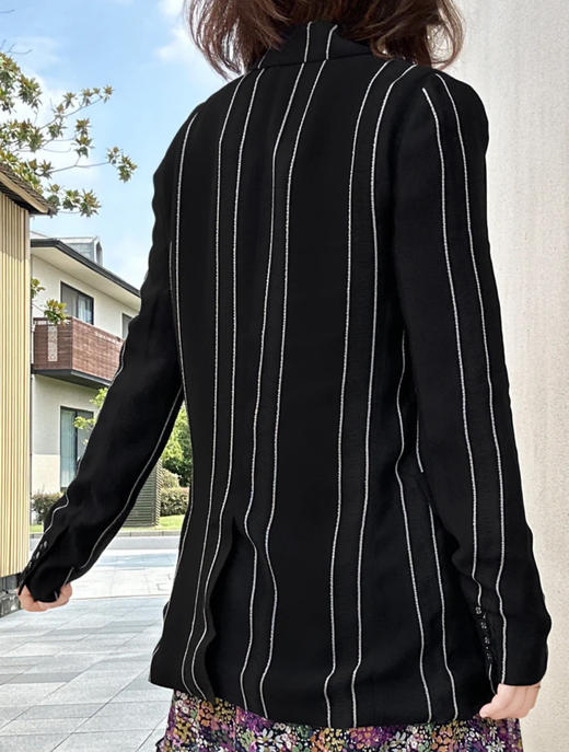 TYNVIE 翻盖插袋修身西装 - 黑条纹 商品图2