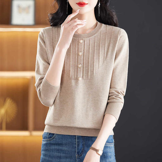 CC-22-133今年流行针织衫女秋季薄款上衣2024年新款春秋低领烫钻毛衣打底衫 商品图2
