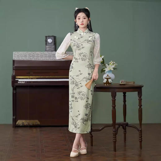 2024年秋季新款改良日常绿色年轻款修身长款文艺国风旗袍XL1099 商品图3
