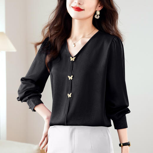蝴蝶装饰刺绣v领衬衫，通勤气质长袖上衣KQL-369H1918 商品图3