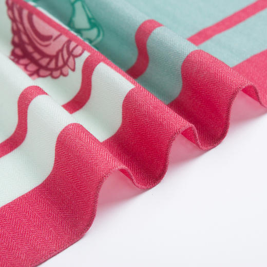 万事利双面印花丝羊毛围巾-骑士风采 商品图4