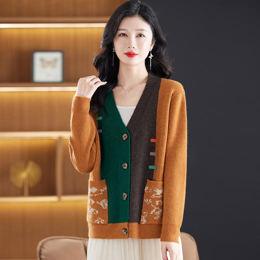 CC-17-5718秋冬新款宽松复古拼接外搭上衣宽松休闲撞色V领针织外套上衣 商品图1