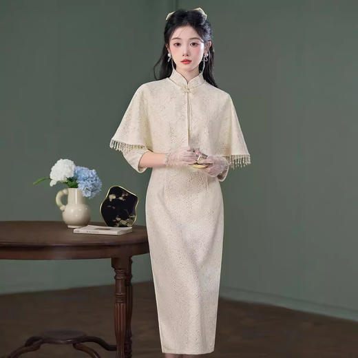 2024年秋季新款改良日常国风修身气质白色年轻款两件套旗袍XL1092 商品图2