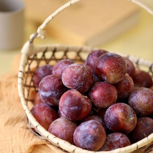 【中秋好礼】石家庄优选仓库速达，半坡阳光☀️黑珍珠脆李，又脆又甜，果肉会自动脱核，清香可口，味道浓郁，净重3斤礼盒装 商品图2