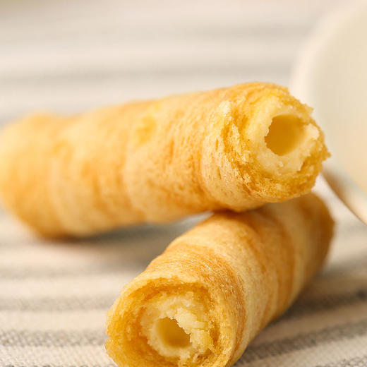 芝士咸蛋黄卷心酥  芝士味夹心饼干下午茶甜点心糕点整箱小零食400g 商品图6
