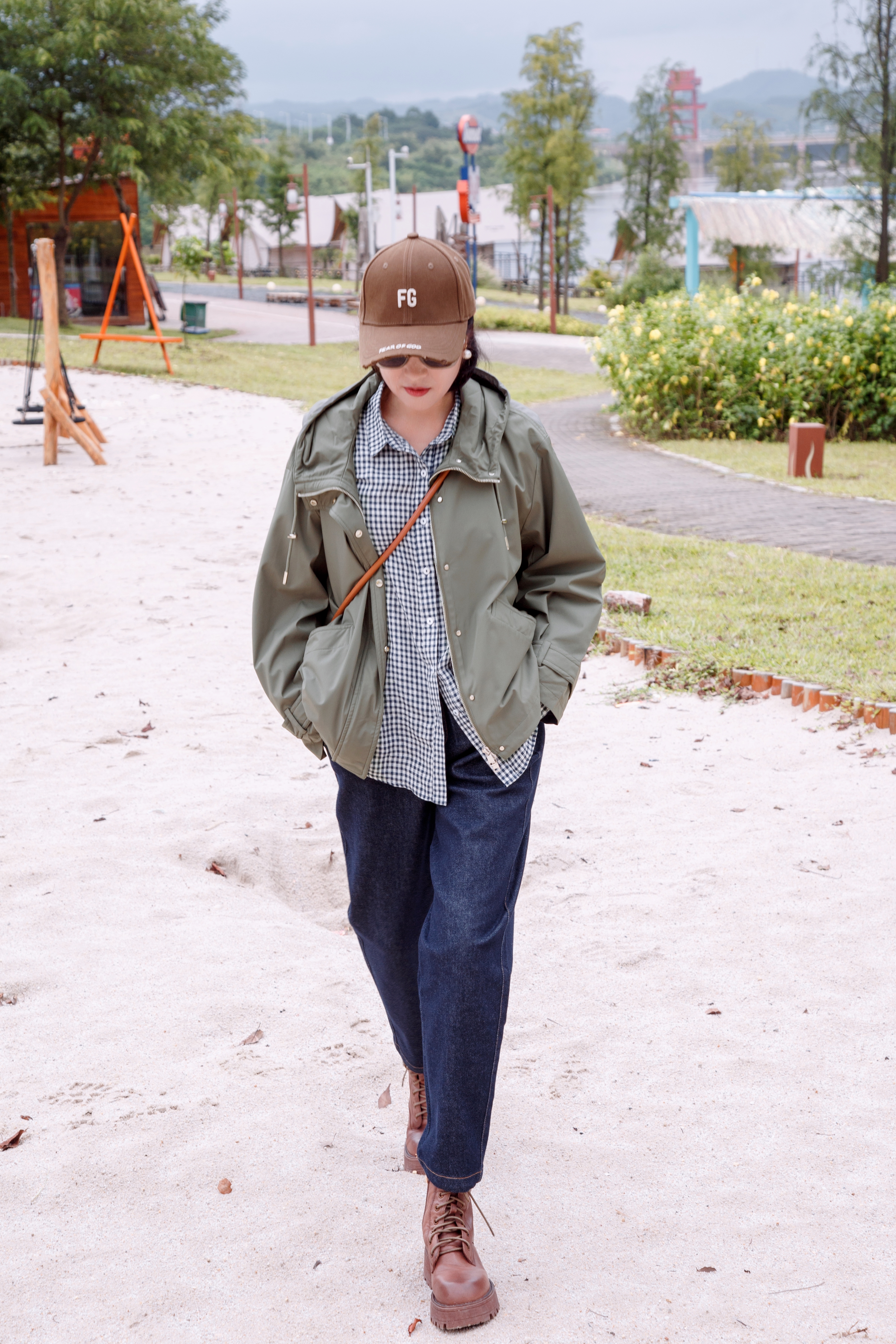 连帽派克短外套风衣