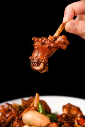 临沂人的至高礼仪！庆来运【正宗临沂炒鸡】给外地朋友顺丰一只鸡！现炒现发，地道临沂炒鸡〜