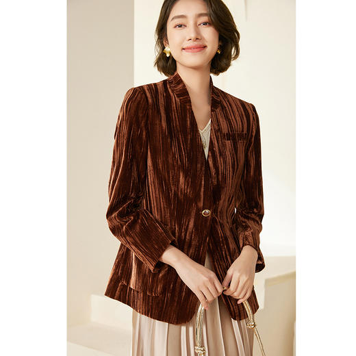 乔万尼初秋外套新品短复古丝绒西装外套EM3B385 商品图2