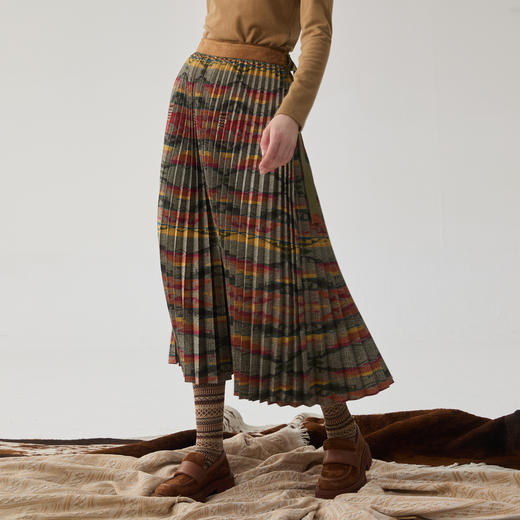 谜底两件套半身裙2024冬新品复古原创印花围裹式长半裙244MB1677 商品图1