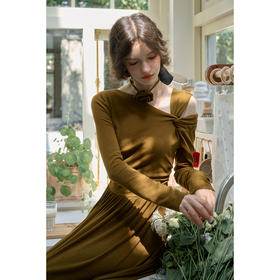 SimpleRetro戛纳微醺 法式斜肩设计针织连衣裙女秋冬长袖修身长裙