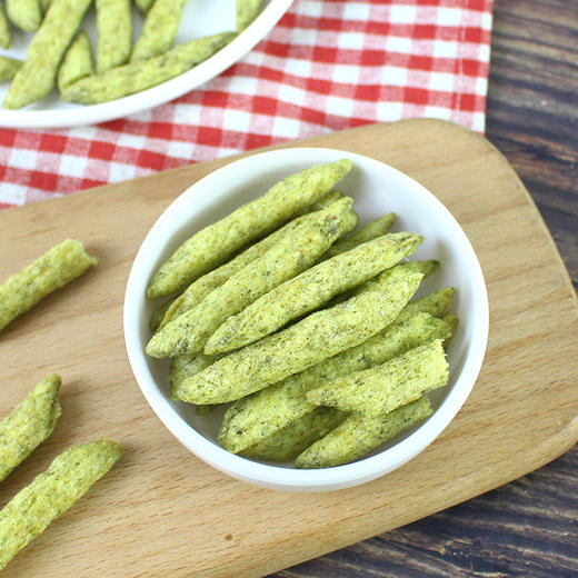 【39.9元抢3袋！calbee卡乐比豌豆脆】泰国进口calbee卡乐比豌豆脆非油炸，富含蛋白质和，海苔盐味薯条膨化零食64g解馋又饱腹休闲食物QQ 商品图2