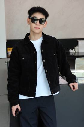 绝了 这件工装夹克上身真的是嘎嘎帅呀🏴‍☠️