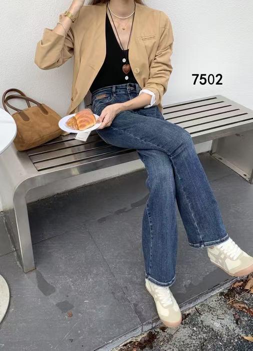 女直筒牛仔裤7502 商品图1
