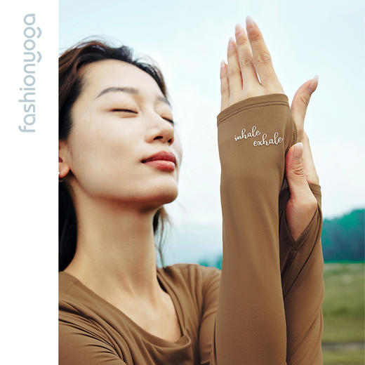 凡圣瑜伽 现代时尚一体杯长袖FC13368 商品图9