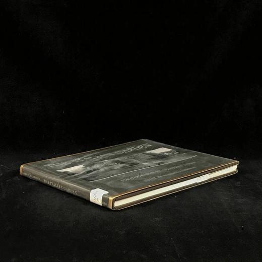 意大利园林摄影图集 约百余幅插图 精装16开 商品图1