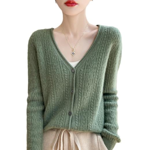 QHJY-NJRG916秋冬v领羊毛镂空提花针织开衫女长袖毛衣外套宽松羊绒外搭上衣潮 商品图4