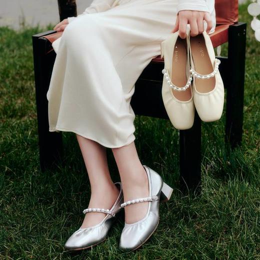 2024秋季商场同款简约法式玛丽珍谢粗跟女单鞋 商品图2