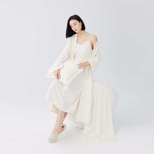 东黎 • 山羊绒抱枕 4432 商品图2