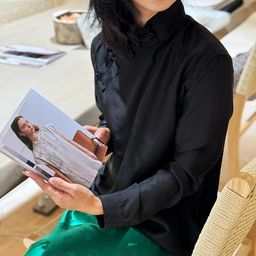 【顺丰包邮】70621 洛诗琳极简风新中式真丝上衣新款气质真丝衬衫0030 商品图3