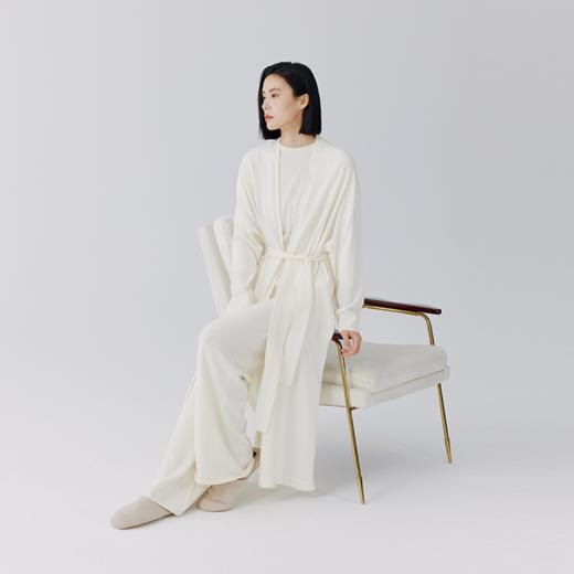 东黎 • 小山羊绒女士长开衫 4720 商品图2