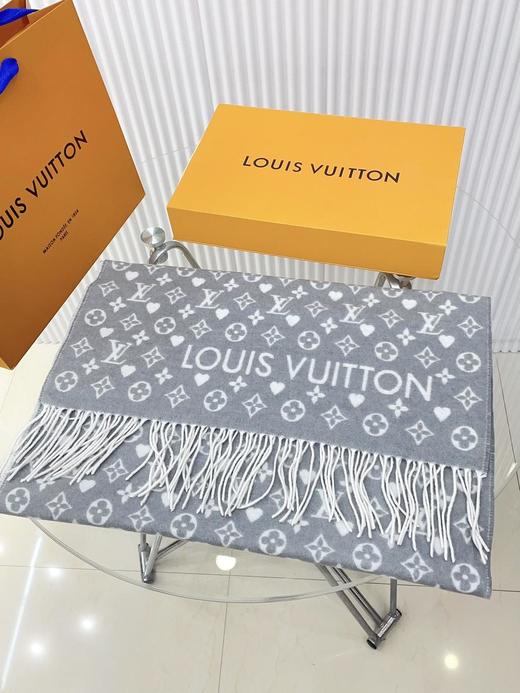 驴家又一款秋冬款羊绒围巾，老花是lv最时髦的设计45*200cm（AN） 商品图11