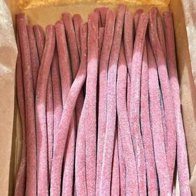 【酸梅条条好酸好上头好好吃】无核青梅条网红酸梅条巨酸，陈皮+成熟青梅制作酸中带着浓郁陈皮味，有点像原味梅条营养酸甜长条休闲开味零食QQ