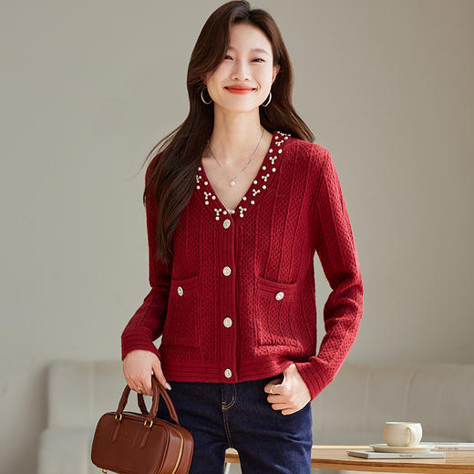 CC-J876    V领小香风针织开衫短款毛衣外套女2024春秋装新款配裙子气质上衣 商品图0