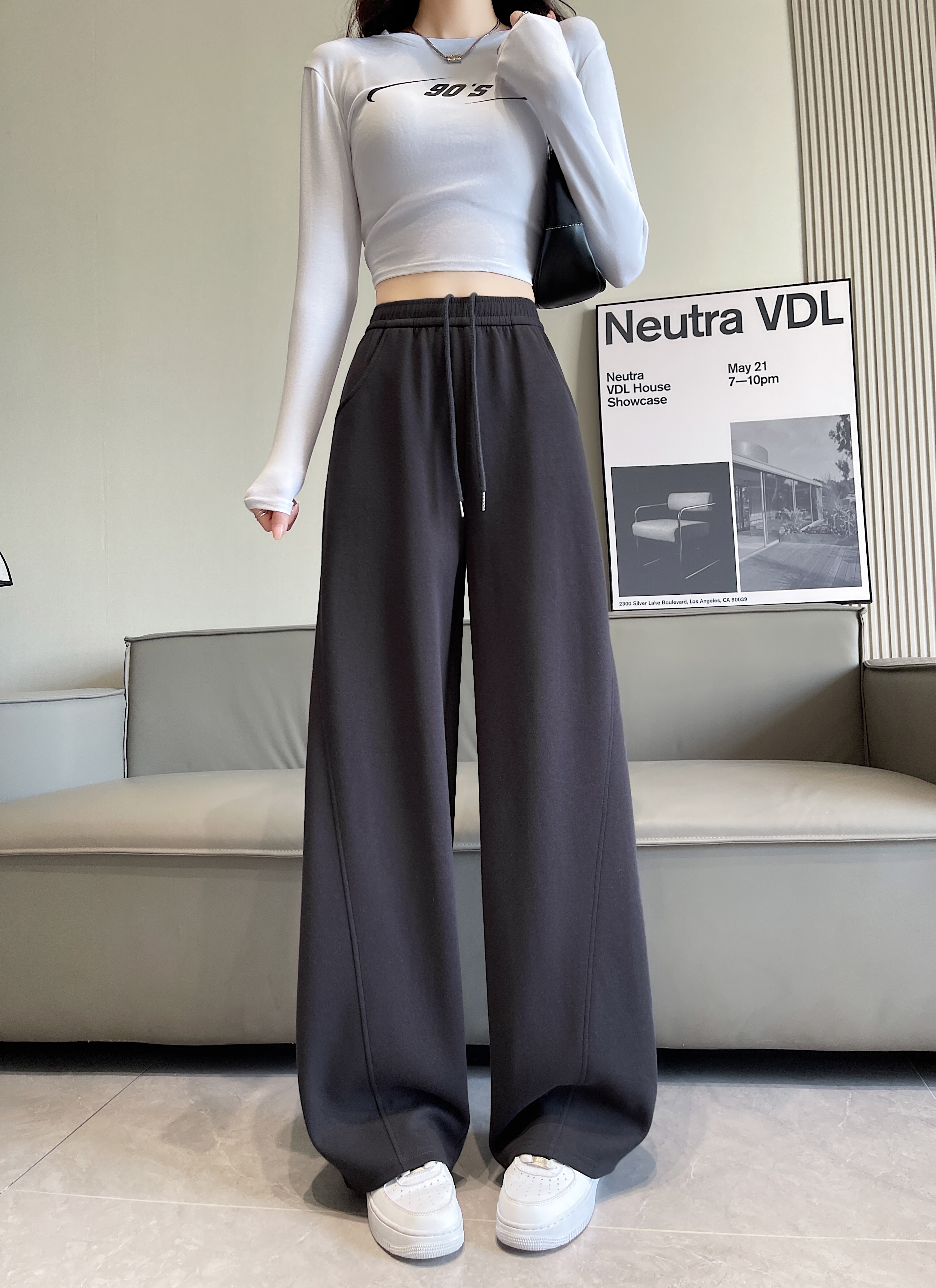 【29元限时秒杀】【秀黛】女斜拼条阔腿运动长裤L3553003T【门店同款】