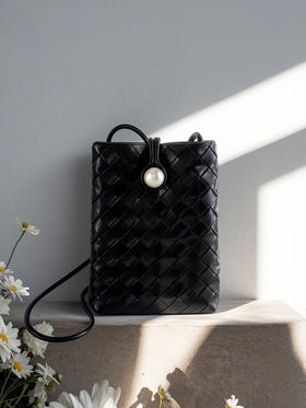 编织牛皮斜挎小包