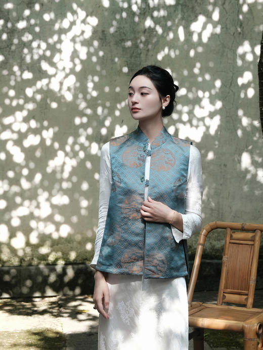 盛唐牡丹|忆鹿华亭真丝花锦缎对襟马甲 商品图1