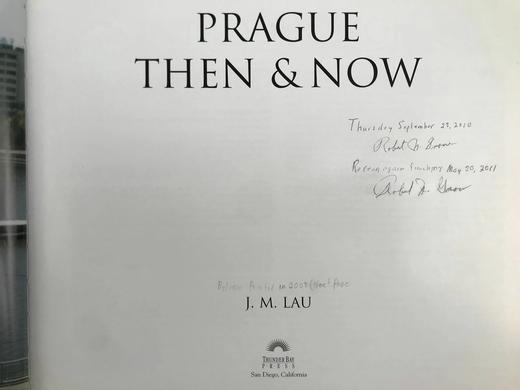 布拉格的过去与现在 140幅插图 精装16开 商品图3