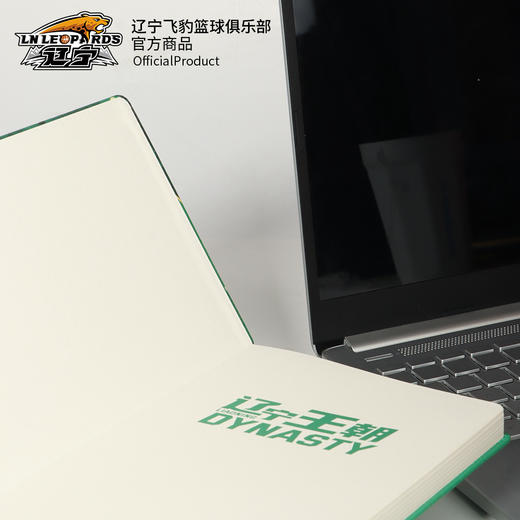 【官方正版】辽宁飞豹男篮 | 球员肖像款笔记本PU材质珍藏印签继伟金金杨鸣 商品图2