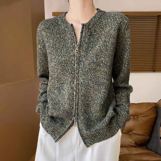 QHJY-NJRG922    2024年秋冬新款羊毛针织衫碎花双拉链开衫女士百搭上衣宽松显瘦 商品图1