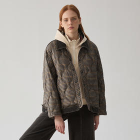 谜底短款格纹羽绒服女2024冬新品复古风拼接宽松面包服244MY1461