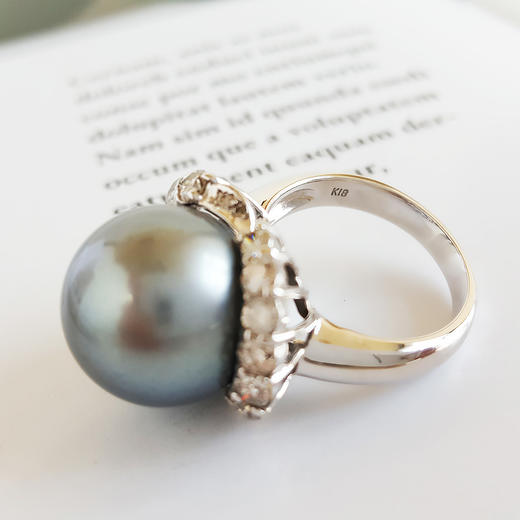 【天然正品】AU750收藏级白金豪镶钻石配天然约14.8MM近正圆无暇大溪地海水珍珠戒指灰黑色14号（戒圈可改）现售价：9380！310824NJM22 商品图5