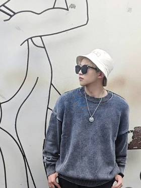 慵懒outfits🎙️复古破坏水洗灰毛衣