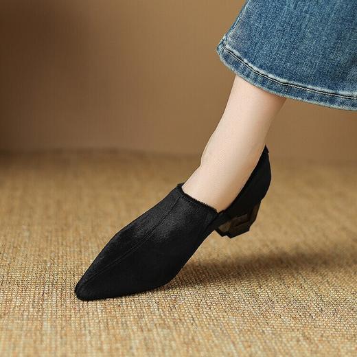 【预售5天】新款时尚头层胎牛毛皮深口单鞋女粗跟bai搭高跟瓢鞋LD&6970 商品图4