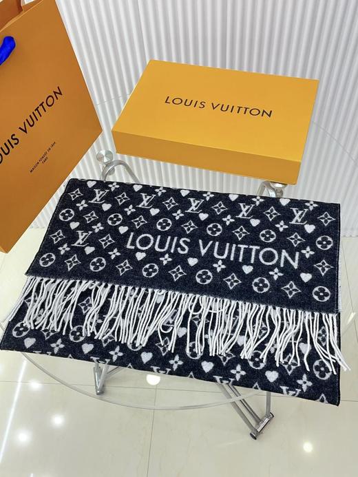 驴家又一款秋冬款羊绒围巾，老花是lv最时髦的设计45*200cm（AN） 商品图9