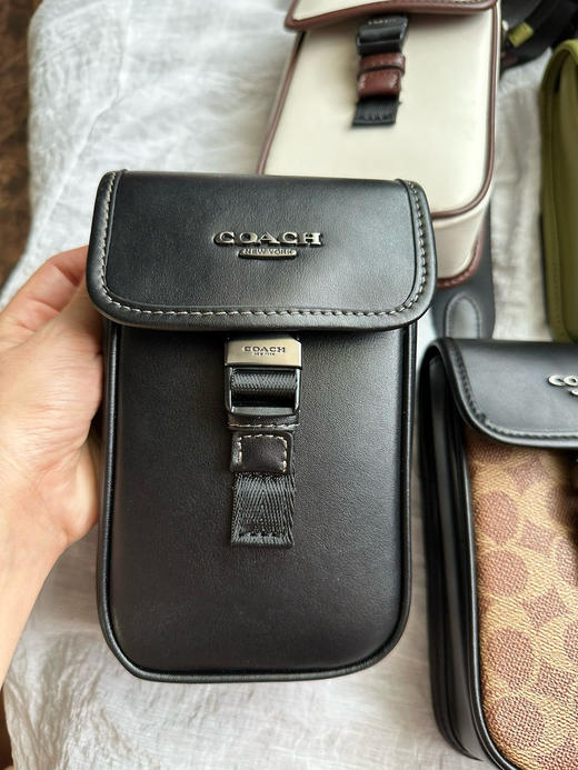 秋冬特惠💰430【新品】COACH/蔻驰CT885 CT886 CT887男士经典标志老花 RACER手机斜挎包便携 商品图6