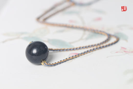 【墨韵清风】和田墨玉圆珠项链 商品图4