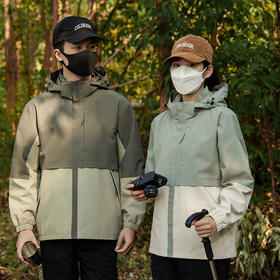 情侣款冲锋衣男女 春秋季防风防水工装外套 户外登山服 时尚百搭薄款外套夹克爆款