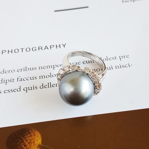 【天然正品】AU750收藏级白金豪镶钻石配天然约14.8MM近正圆无暇大溪地海水珍珠戒指灰黑色14号（戒圈可改）现售价：9380！310824NJM22 商品图6