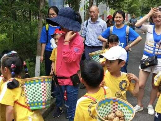 【大邑格林庄园】2天1夜“云野时光”田园亲子露营！358元2大1小吃住玩一价全包！一键充气式帐篷轻奢露营、部队火锅、围炉煮茶、采摘红薯、3大手工课程，超丰富！至少提前一天购买 商品图7