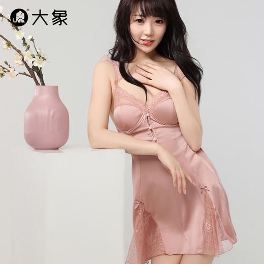 【双旦狂欢·钜惠来袭】【轻奢情趣内衣】大象轻奢蕾丝睡裙 低领深V 亲肤柔软 惹火露背 商品图1