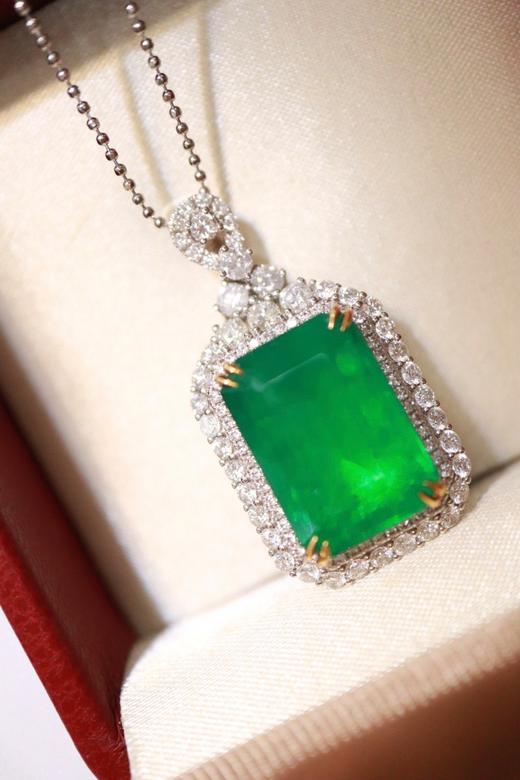 10.53ct 祖母绿吊坠 商品图6