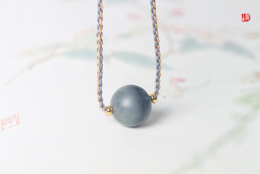 【墨舞轻纱】和田墨玉青花籽料圆珠项链 商品图3