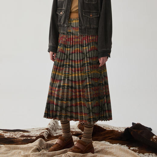 谜底两件套半身裙2024冬新品复古原创印花围裹式长半裙244MB1677 商品图0