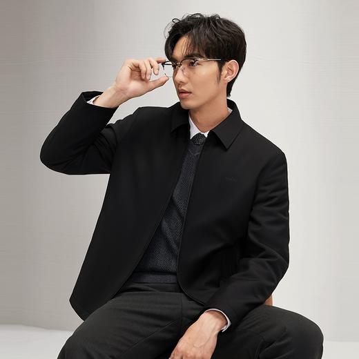 柒牌翻领尼克服2025秋冬新款可拆卸兔毛内胆商务百搭保暖外套	129J70130 商品图1