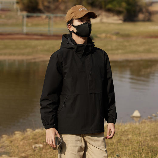 情侣款冲锋衣男女 春秋季防风防水工装外套 户外登山服 时尚百搭薄款外套夹克爆款 商品图3