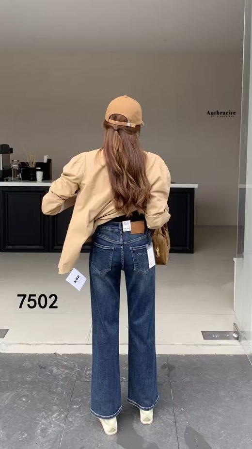 女直筒牛仔裤7502 商品图3